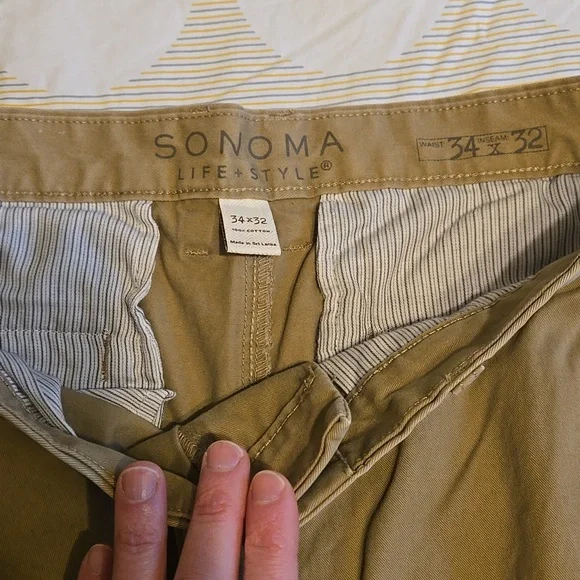 Sonoma Khakis 34 x 32 Mens - Picture 2 of 3